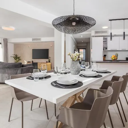 Awesome In With Kitchen Tatil Evi Malinska