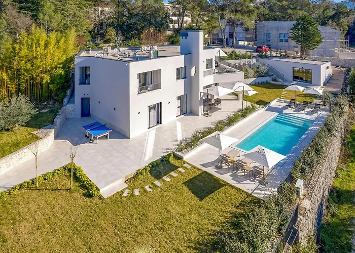 Awesome In With Kitchen