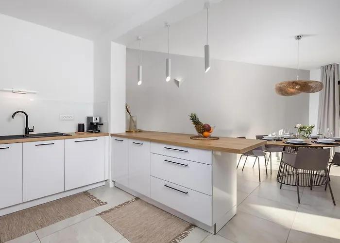 Awesome In With Kitchen *