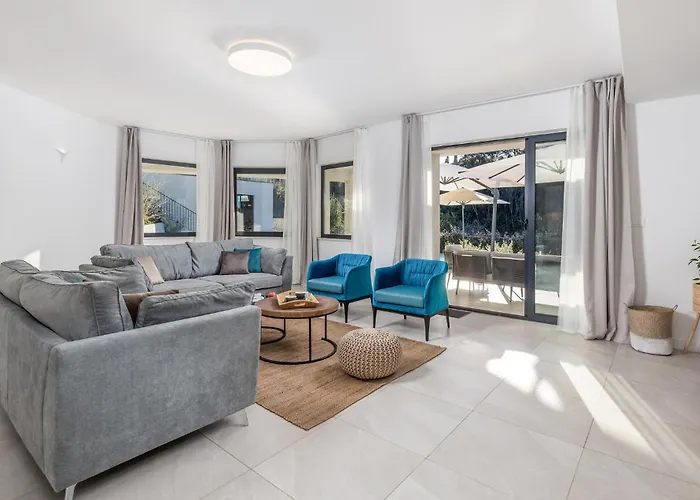 Awesome In With Kitchen Casa vacanze Malinska