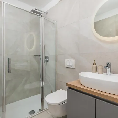 Awesome In With Kitchen * Malinska